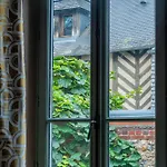Апартаменти La Mondaine - Idealement Situe, Charme
