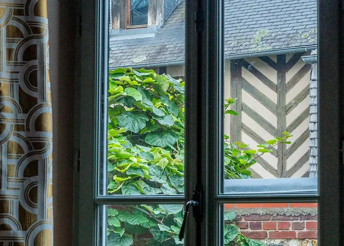 Апартаменты La Mondaine - Idealement Situe, Charme