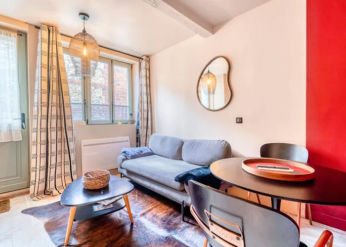 La Mondaine - Idealement Situe, Charme Апартаменты Онфлёр