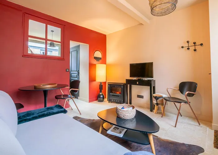 La Mondaine - Idealement Situe, Charme Онфлёр