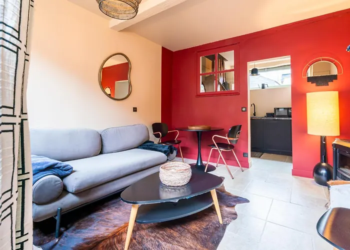 Апартаменты La Mondaine - Idealement Situe, Charme